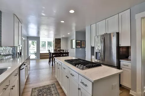 Kitchen - 7801 Hopper Rd, Cincinnati, OH 45255 photo 2 of 2