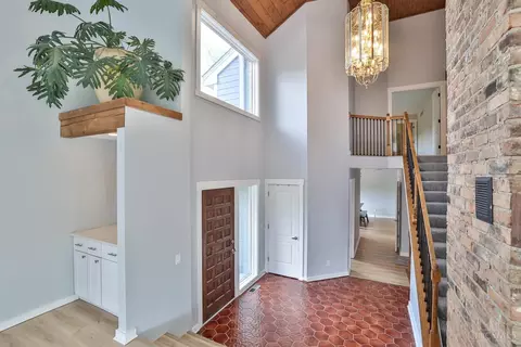 Entry Way - 7801 Hopper Rd, Cincinnati, OH 45255 photo 1 of 4