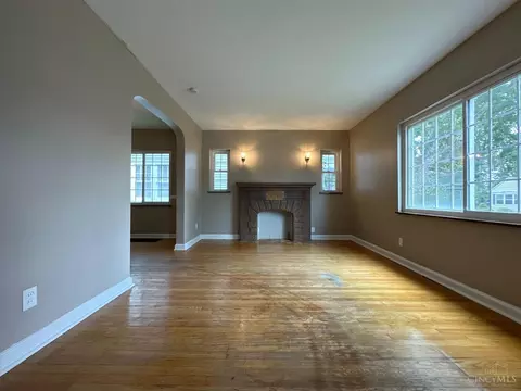 6902 Merwin Ave, Cincinnati, OH 45227 photo 2
