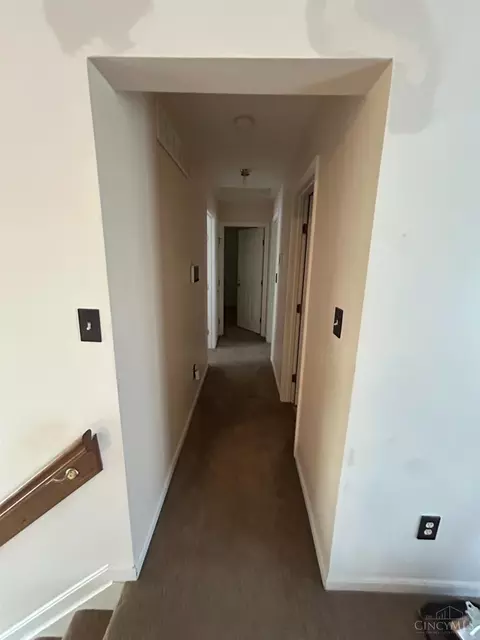 Entry Way - 213 Robin Ave, Mount Orab, OH 45154 photo 2 of 3