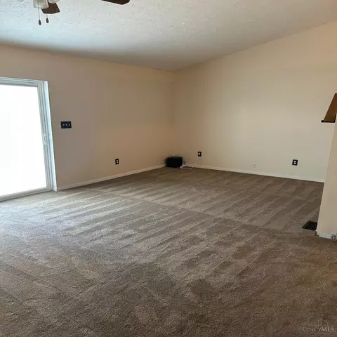 Living - 213 Robin Ave, Mount Orab, OH 45154 photo 1 of 2
