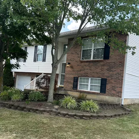 213 Robin Ave, Mount Orab, OH 45154
