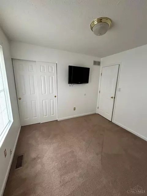 Bedroom - 213 Robin Ave, Mount Orab, OH 45154 photo 5 of 6