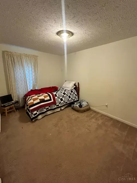 Bedroom - 213 Robin Ave, Mount Orab, OH 45154 photo 4 of 6