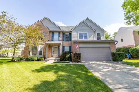 4042 Meadow Grove Ln, Mason, OH 45040