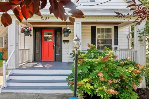 Exterior - 3123 Schubert Ave, Cincinnati, OH 45213 photo 3 of 13