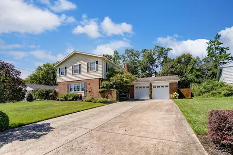 821 Weymouth Ct, Cincinnati, OH 45240