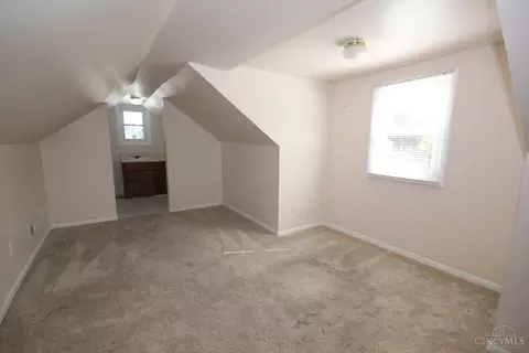 Bedroom - 1609 Cloverfield Ave, Kettering, OH 45429 photo 7 of 8