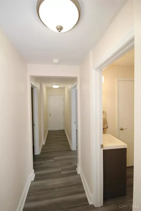 Entry Way - 1609 Cloverfield Ave, Kettering, OH 45429 photo 1 of 1