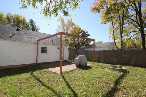 Exterior - 1609 Cloverfield Ave, Kettering, OH 45429 photo 8 of 11