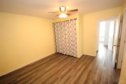 Bedroom - 1609 Cloverfield Ave, Kettering, OH 45429 photo 2 of 8