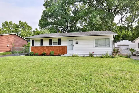 Exterior - 2618 Topeka St, Cincinnati, OH 45231 photo 2 of 9
