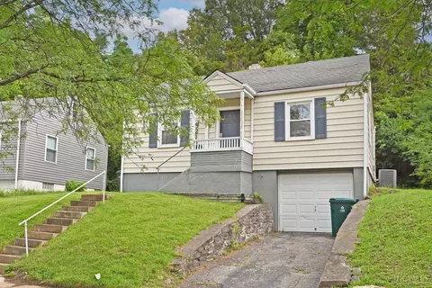5214 Charloe St, Cincinnati, OH 45227