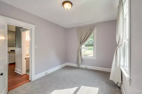 Bedroom - 4723 Loretta Ave, Cincinnati, OH 45238 photo 1 of 9