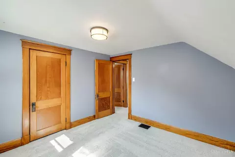 Bedroom - 4723 Loretta Ave, Cincinnati, OH 45238 photo 9 of 9