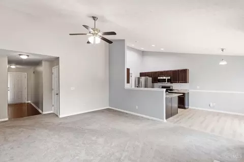 245 Bannock Dr, Hamilton Township, OH 45039 photo 3