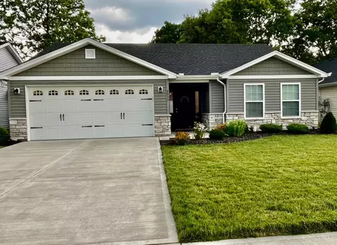 2033 Waynedale Ct, Middletown, OH 45044