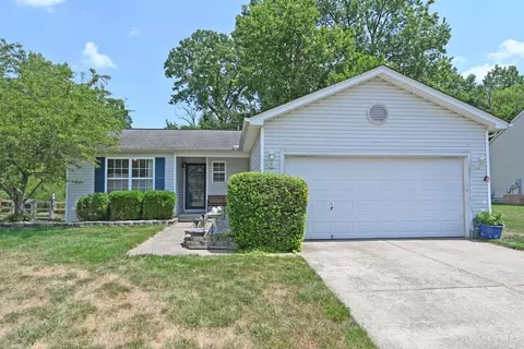 3352 Whispering Trees Dr, Amelia, OH 45102