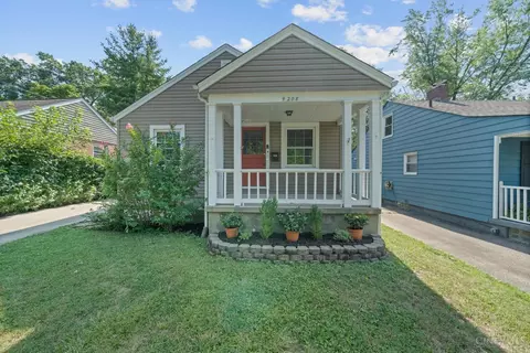 4208 Grove Ave, Mariemont, OH 45227