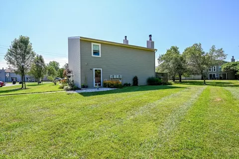 11 Johnny Appleseed Ct, Cincinnati, OH 45255