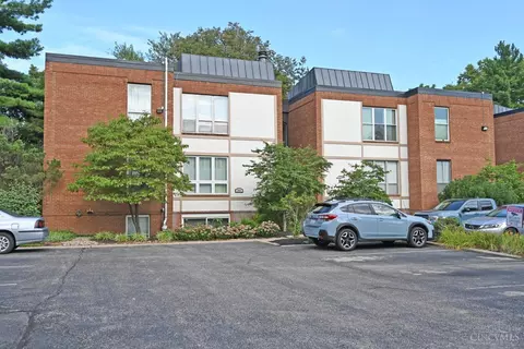 3809 Petoskey Ave #10, Mariemont, OH 45227