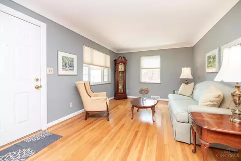 8737 Wicklow Ave, Cincinnati, OH 45236 photo 3