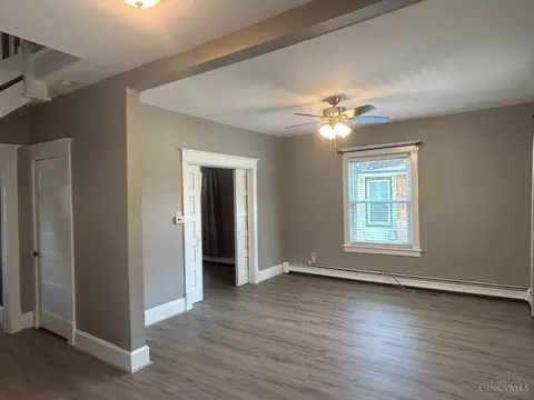 3426 Mcfarlan Rd, Cincinnati, OH 45211 photo 2