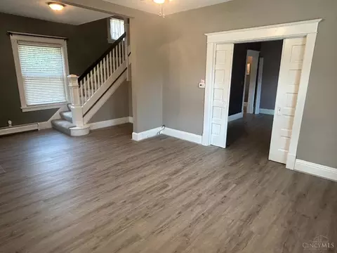 3426 Mcfarlan Rd, Cincinnati, OH 45211 photo 5