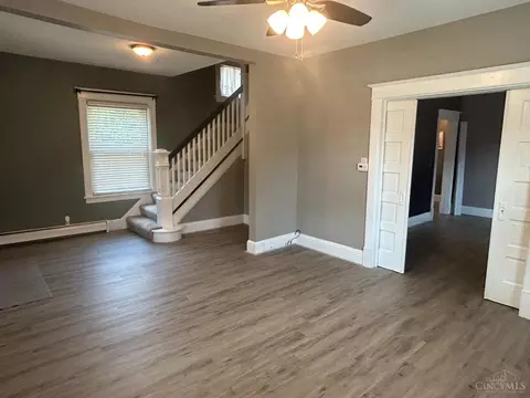 3426 Mcfarlan Rd, Cincinnati, OH 45211 photo 4