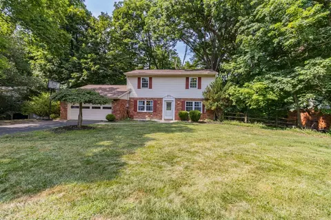 6924 Old Chapel Dr, Cincinnati, OH 45244