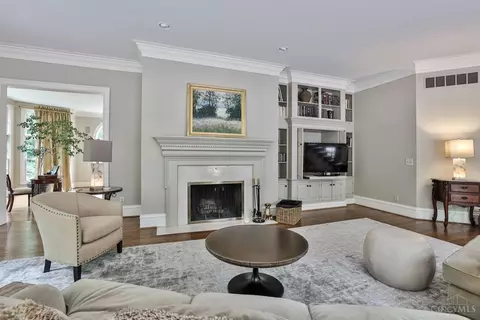 6 Noel Ln, Cincinnati, OH 45243 photo 18