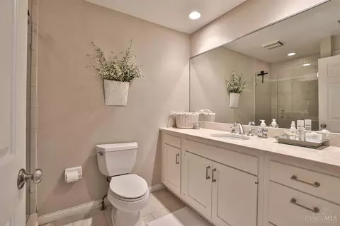 6 Noel Ln, Cincinnati, OH 45243 photo 36
