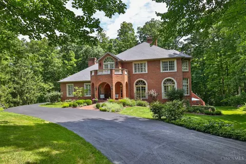 6 Noel Ln, Cincinnati, OH 45243