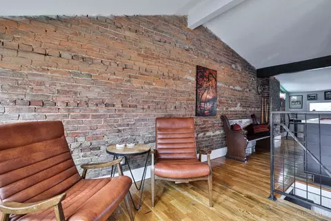 Living - 219 Wade St, Cincinnati, OH 45202 photo 5 of 5