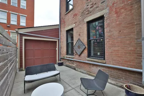 Exterior - 219 Wade St, Cincinnati, OH 45202 photo 4 of 8