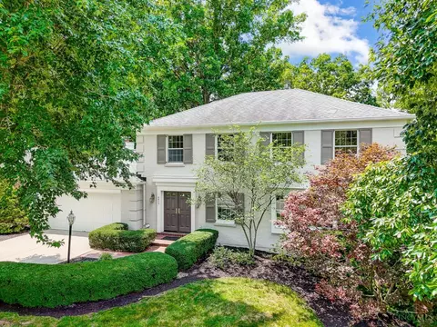 6613 Madeira Hills Dr, Madeira, OH 45243