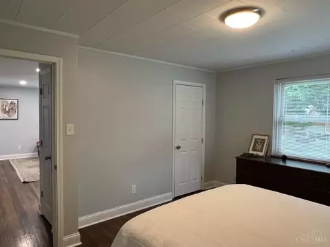 Bedroom - 3224 Buell St, Cincinnati, OH 45211 photo 4 of 6