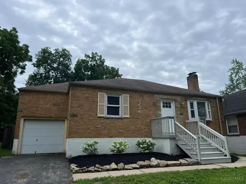 Exterior - 3224 Buell St, Cincinnati, OH 45211 photo 2 of 8