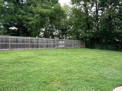 Exterior - 3224 Buell St, Cincinnati, OH 45211 photo 7 of 8