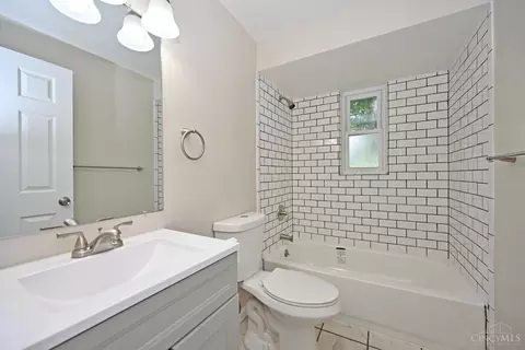 811 Danny Dr, Cincinnati, OH 45245 photo 23