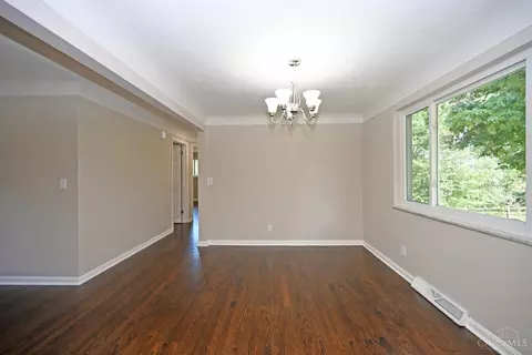 811 Danny Dr, Cincinnati, OH 45245 photo 12