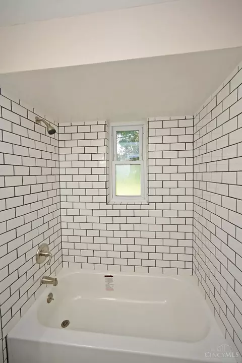 811 Danny Dr, Cincinnati, OH 45245 photo 24