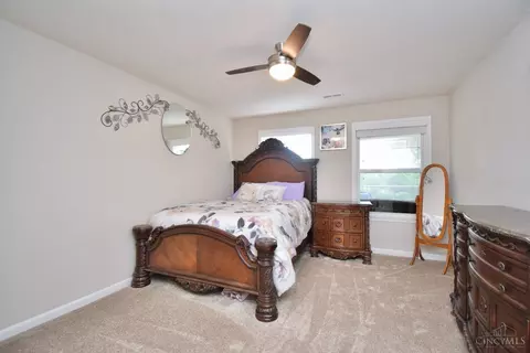 7983 Oakbridge Way, Cincinnati, OH 45248 photo 10