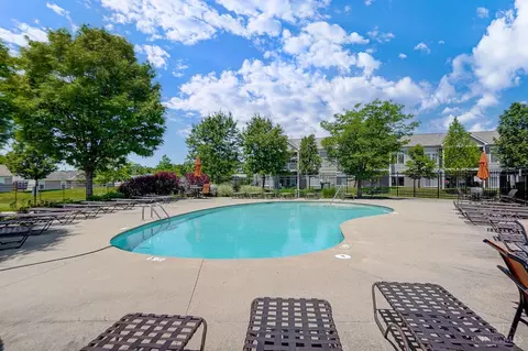 7983 Oakbridge Way, Cincinnati, OH 45248 photo 25