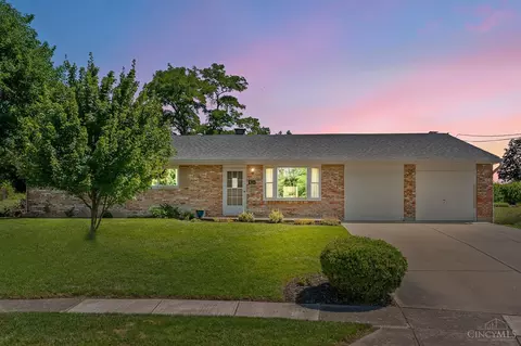 824 Weymouth Ct, Cincinnati, OH 45240