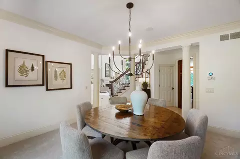 Dining - 357 Summer View Dr, Cincinnati, OH 45255 photo 4 of 4