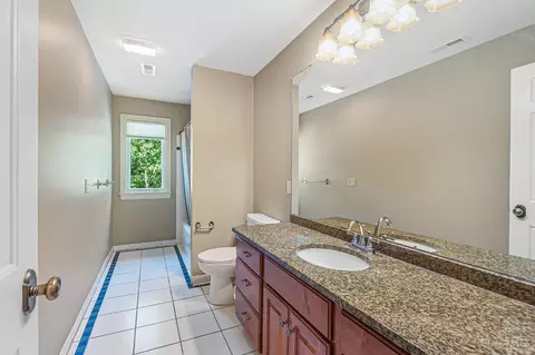 Bath - 357 Summer View Dr, Cincinnati, OH 45255 photo 5 of 7