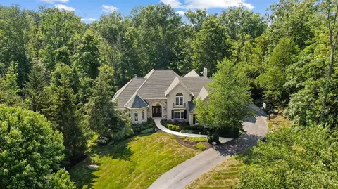 Exterior - 357 Summer View Dr, Cincinnati, OH 45255 photo 2 of 14