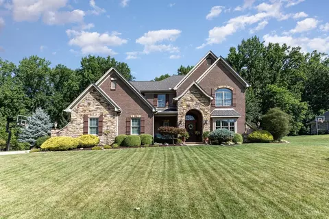 6544 Candlestick Dr, Cincinnati, OH 45233