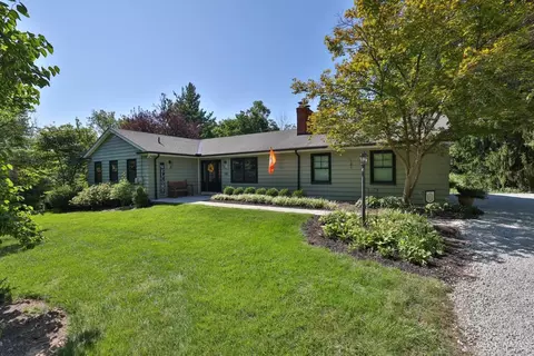 365 Compton Rd, Wyoming, OH 45215